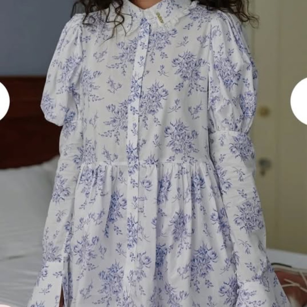 The Bed & Breakfast Time Travelers Lounge TOP